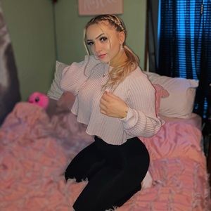 Meet your Posher, Madi